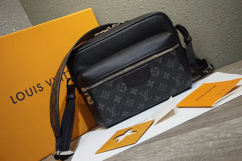 Louis Vuitton bags with a chain - link trim and a leather body for a modern edgeBoldCollect - LOUIS VUITTON BAGS - 2559