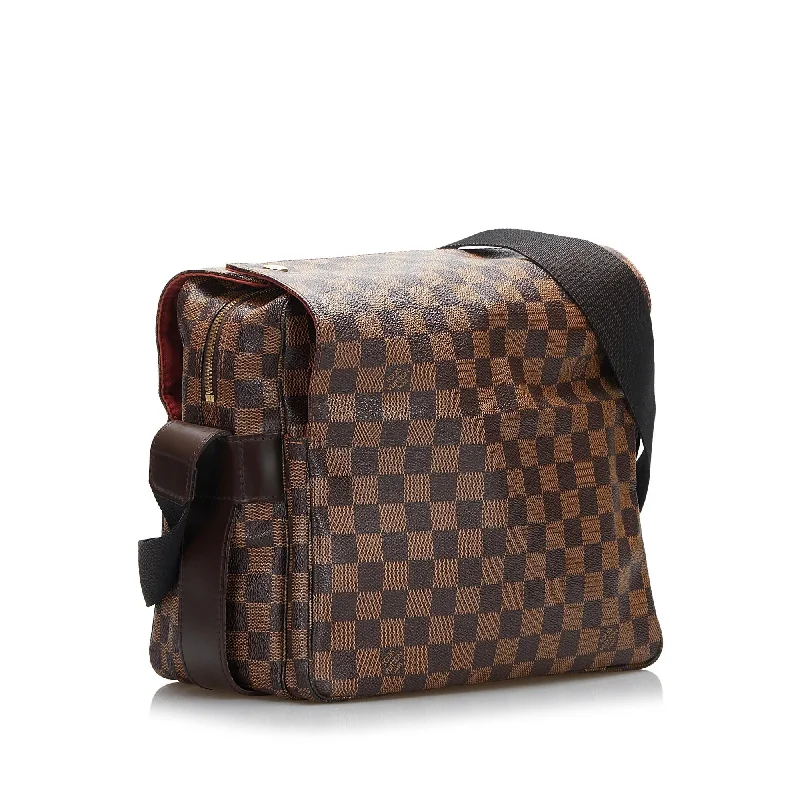 Louis Vuitton bags with a zippered interior pocket for better organizationLouis Vuitton Damier Ebene Naviglio (Bf0g7e)