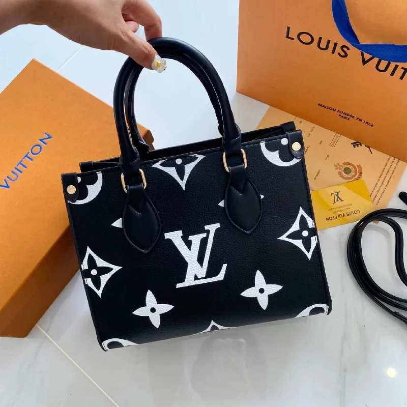 Louis Vuitton Twist bags with a snakeskin - effect panel for a bold lookLouis vuitton onthego handbag