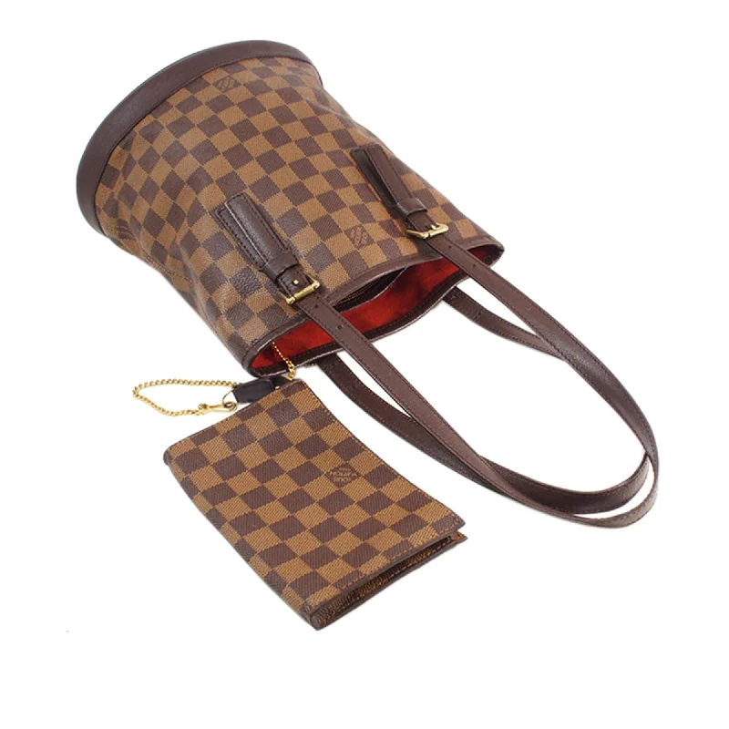 Louis Vuitton Petite Malle bags with a hard - shell structure for uniquenessLouis Vuitton Damier Ebene Marais (lSCRce)