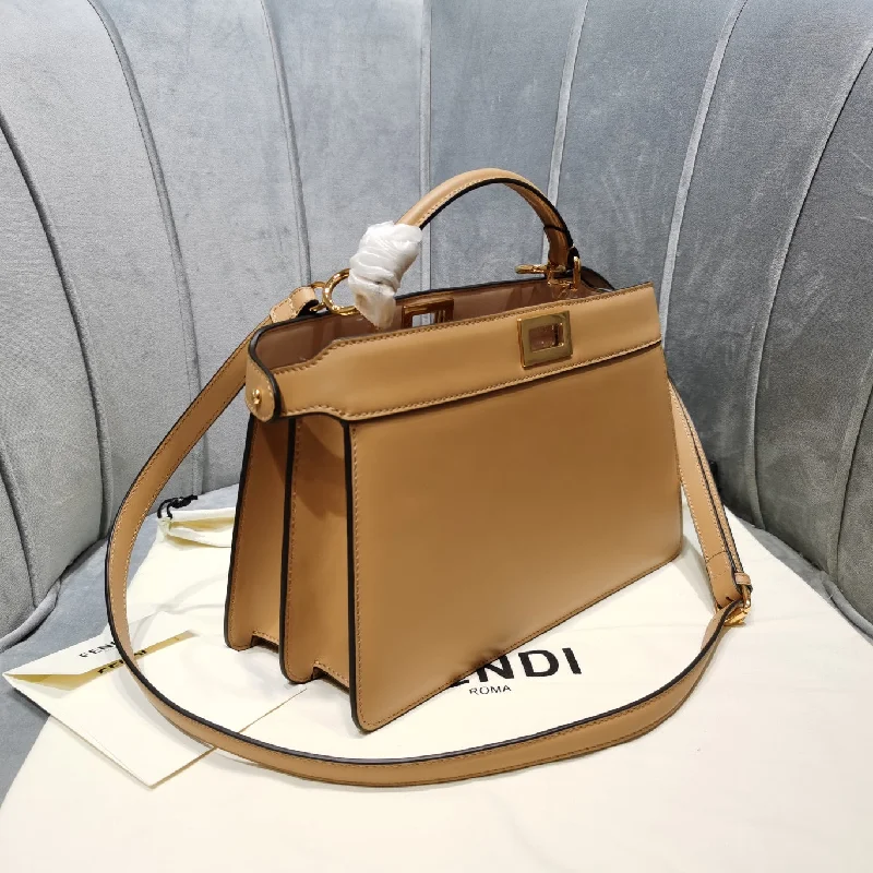 Fendi tote bags with a double - zip closure for enhanced securityFendi Luxury Bag - FED - 442