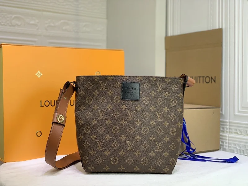 Louis Vuitton crossbody bags with a woven leather strap for textureDesigner Handbags Louis Vuitton 105