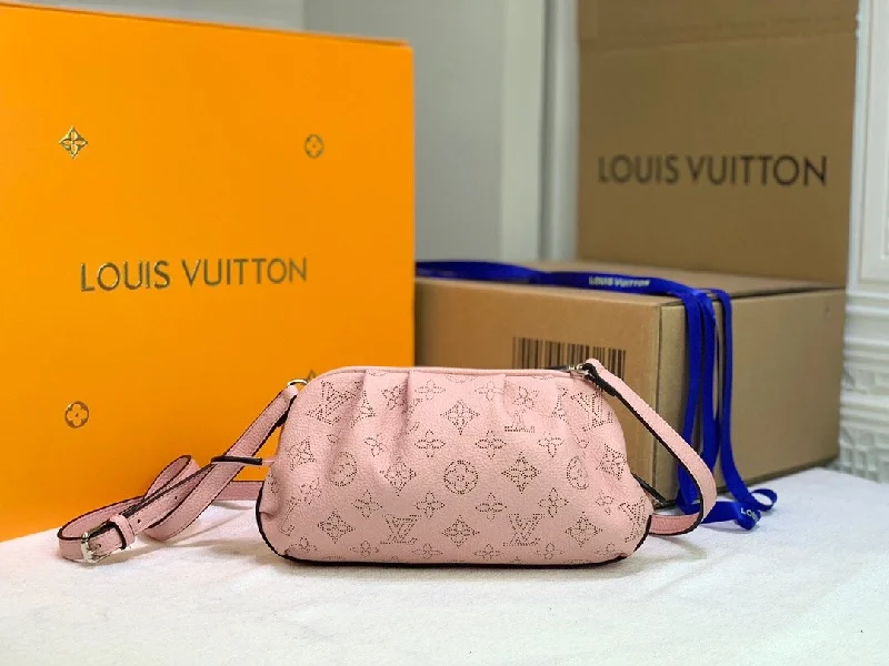 Louis Vuitton bags with a magnetic snap closure for easy accessDesigner Handbags Louis Vuitton 123