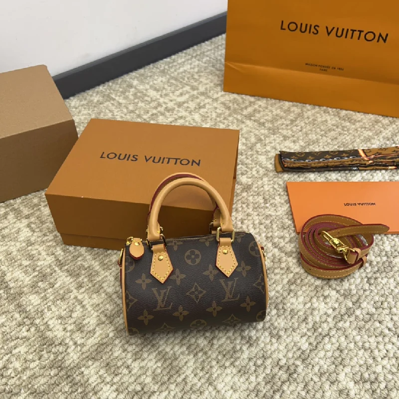 Ladies Louis Vuitton shoulder bags with a magnetic - closure flap for easeLouis vuitton handbags