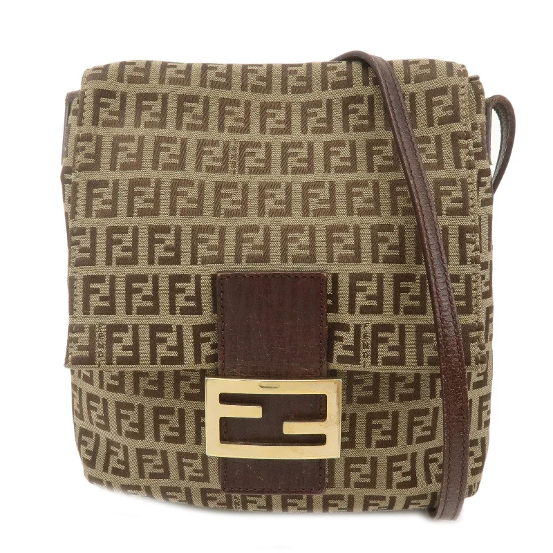 Fendi By The Way bags with a suede interior lining for a luxurious and soft feelFENDI Zucchino Canvas Leather Shoulder Bag Beige Brown 8BT075