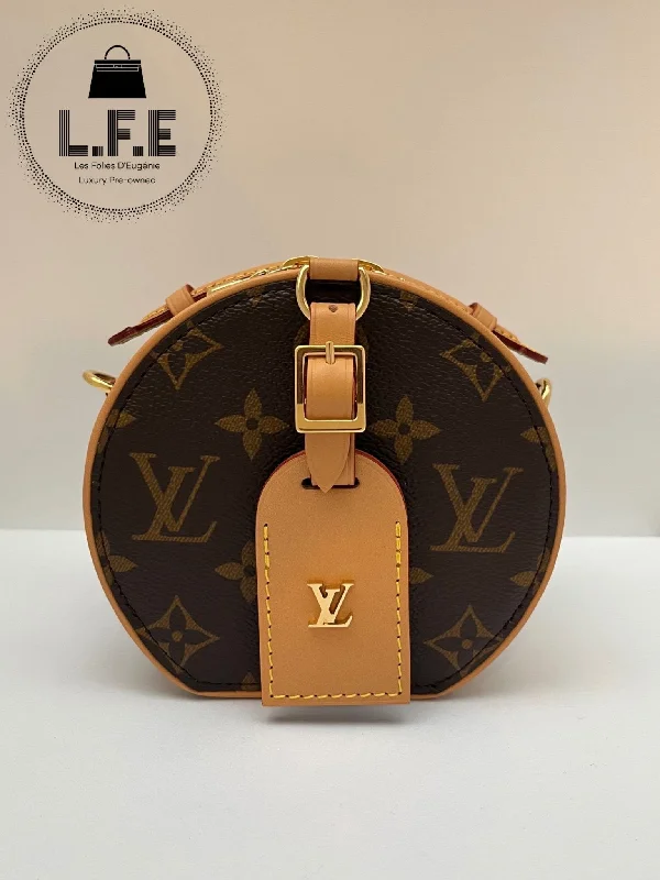 Louis Vuitton Petite Malle bags with a hard - shell structure for uniquenessLouis Vuitton - Boîte à chapeau mini