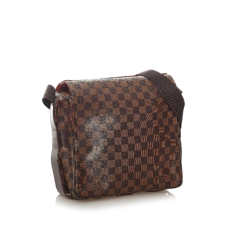 Louis Vuitton bags with a zippered interior pocket for better organizationLouis Vuitton Damier Ebene Naviglio (27573)