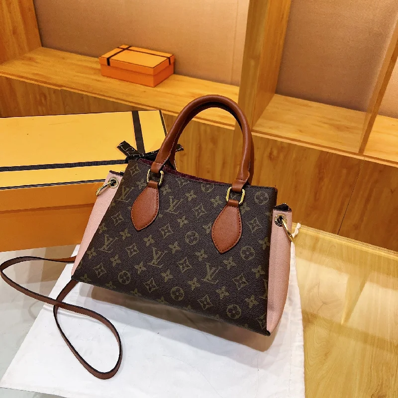 Ladies Louis Vuitton shoulder bags with a tassel decoration for charmLouis vuitton handbag