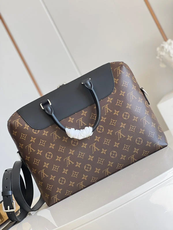 Ladies Louis Vuitton Petite Malle bags with a star - shaped charm for cutenessBoldCollect - LOUIS VUITTON BAGS - 2558