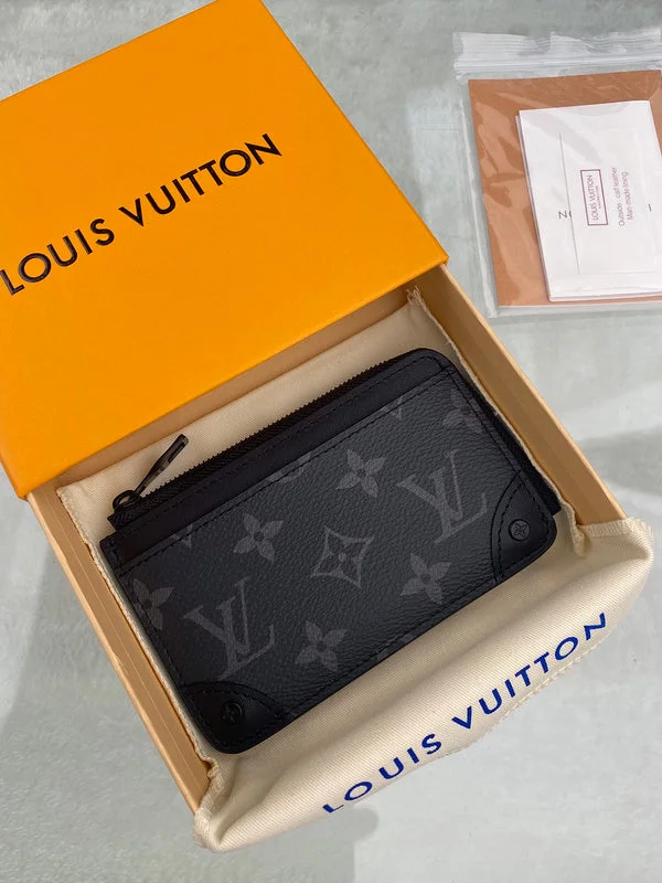 Louis Vuitton Petite Malle bags with a hard - shell structure for uniquenessBoldCollect - LOUIS VUITTON BAGS - 2589