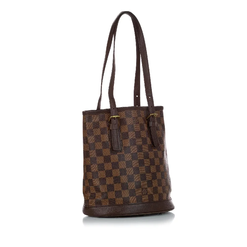 Louis Vuitton Petite Malle bags with a hard - shell structure for uniquenessLouis Vuitton Damier Ebene Marais (27659)