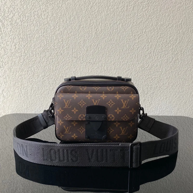 Ladies Louis Vuitton shoulder bags with a tassel decoration for charmBoldCollect - LOUIS VUITTON BAGS - 2640