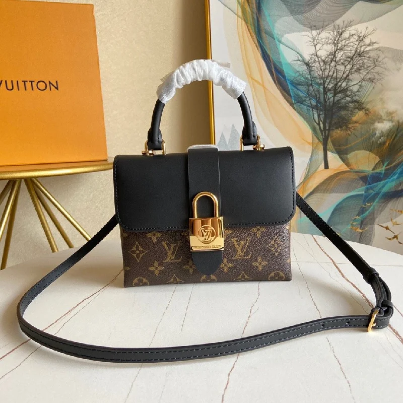 Louis Vuitton Petite Malle bags with a hard - shell structure for uniquenessDesigner Handbags Louis Vuitton 151