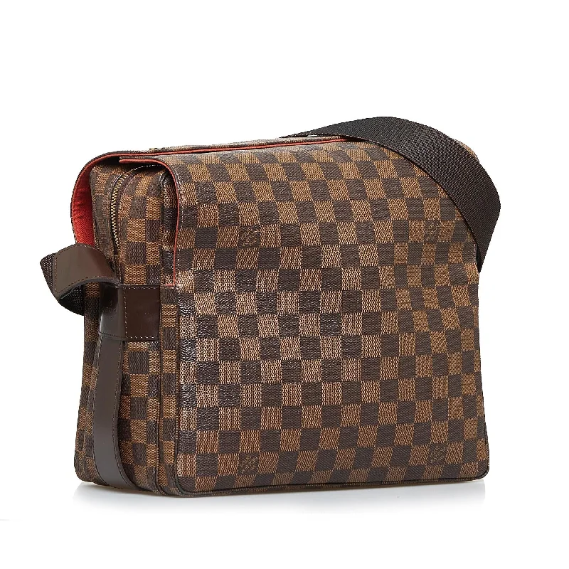 Louis Vuitton crossbody bags with a keychain holder for practicalityLouis Vuitton Damier Ebene Naviglio (Bq1YVe)