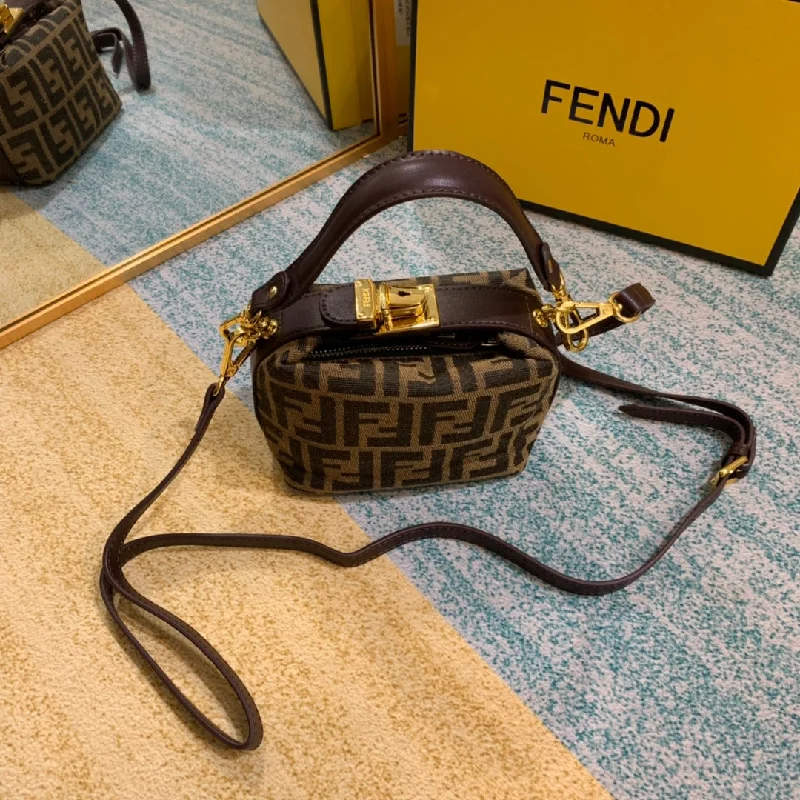 Fendi crossbody bags with a printed floral pattern for a feminine and romantic touchFendi Luxury Bag - FED - 471