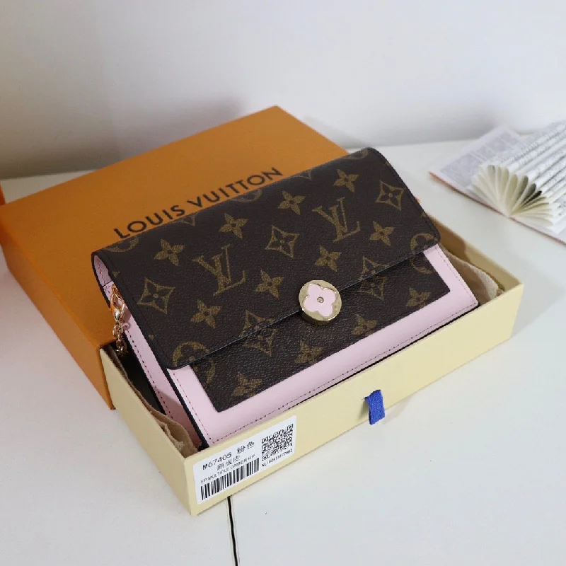 Louis Vuitton bags with a magnetic snap closure for easy accessDesigner Handbags Louis Vuitton 153