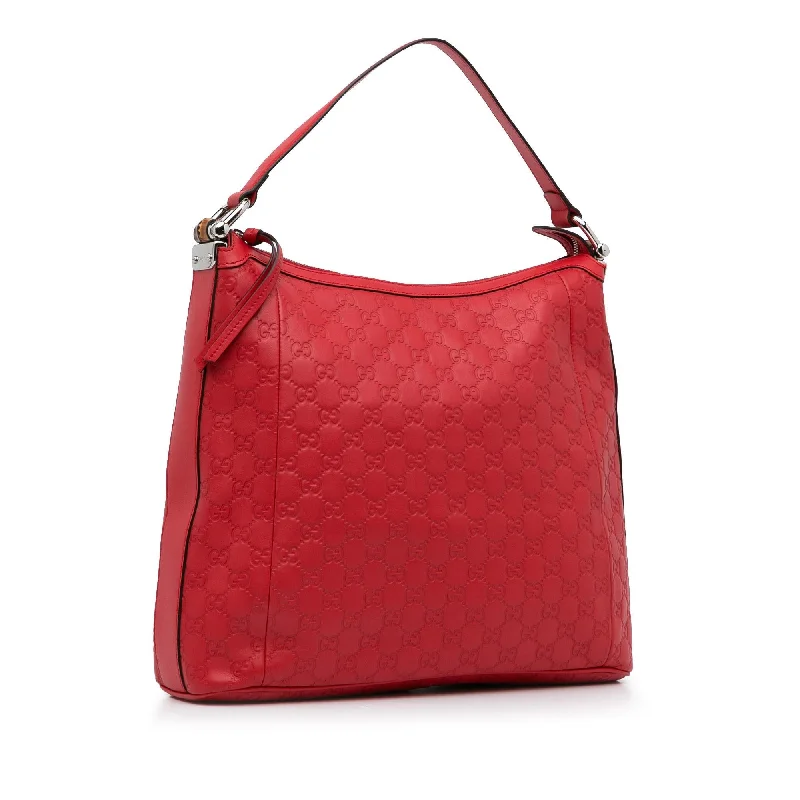 Medium - sized Women Gucci handbags for everyday useGucci Guccissima Bamboo Shoulder Bag (Zkij8n)