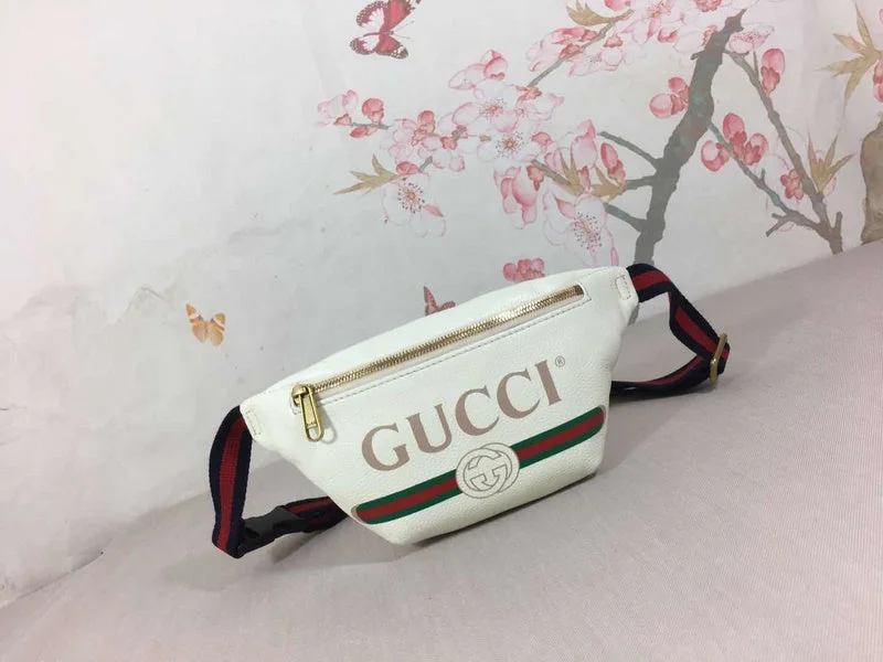 Women Gucci bags with a chain - link trim and a leather bodyGucci Bags - The Tote   413